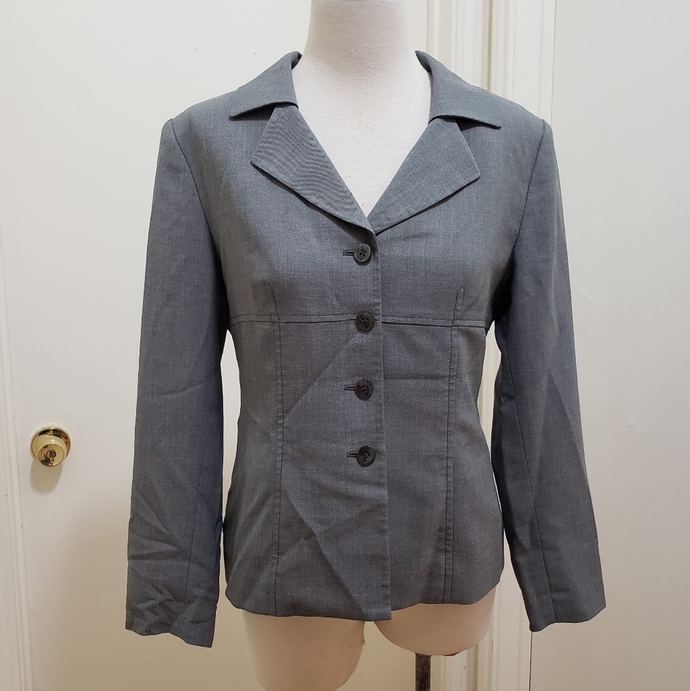 Kasper lightweight gray blazer, size 6P
